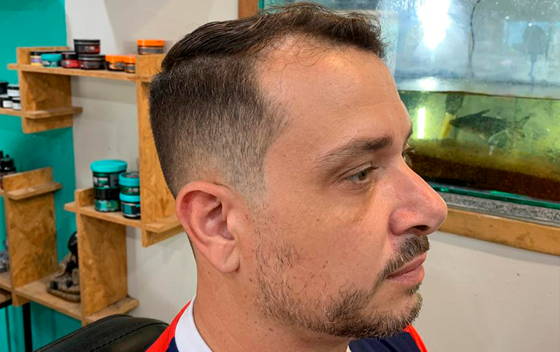 Barbearia em Itajaí: desvende os cuidados para quem usa boné