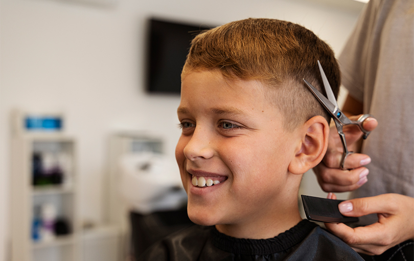 Barbearia em Itajai: conheca os motivos para levar seu filho