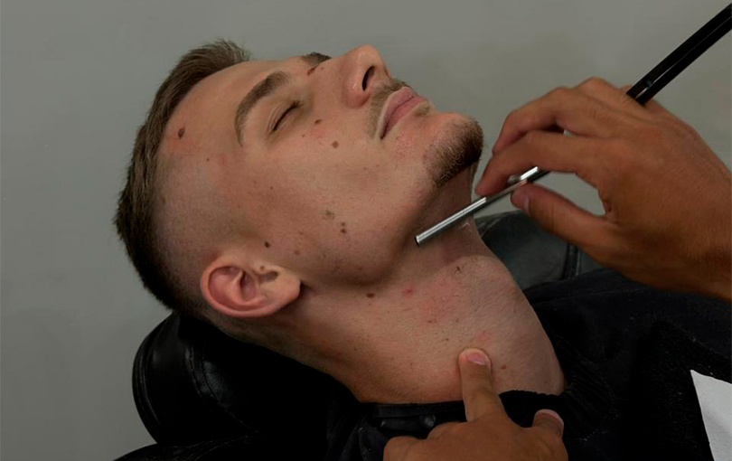 Conheça os cuidados com a pele masculina no pré e pós barbear
